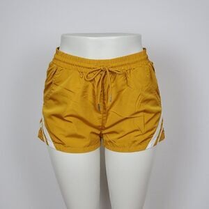Women's Shorts With Two Front Pockets Yellow‎